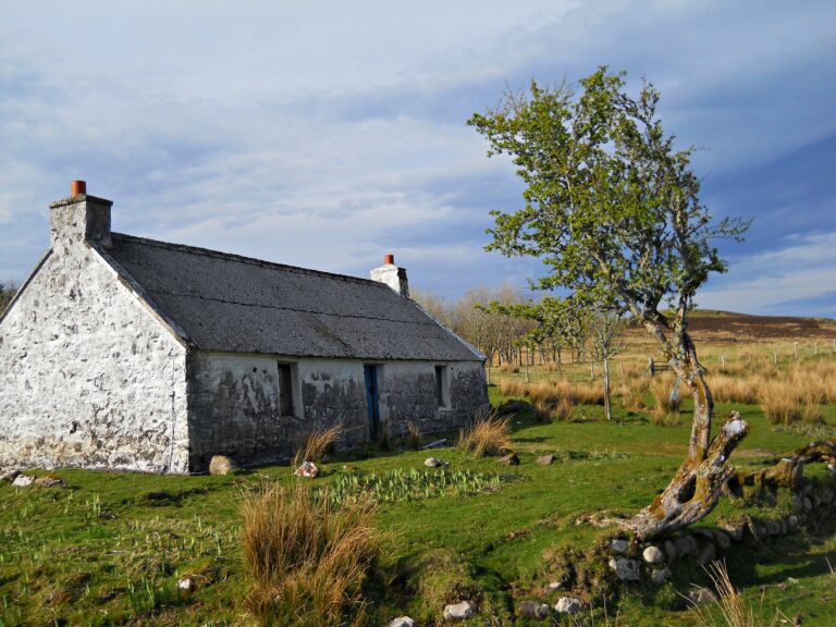 Those photos will show you why you should never visit Scotland