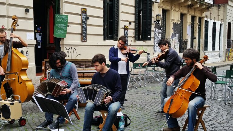 9 reasons why you can’t avoid falling in love with Buenos Aires