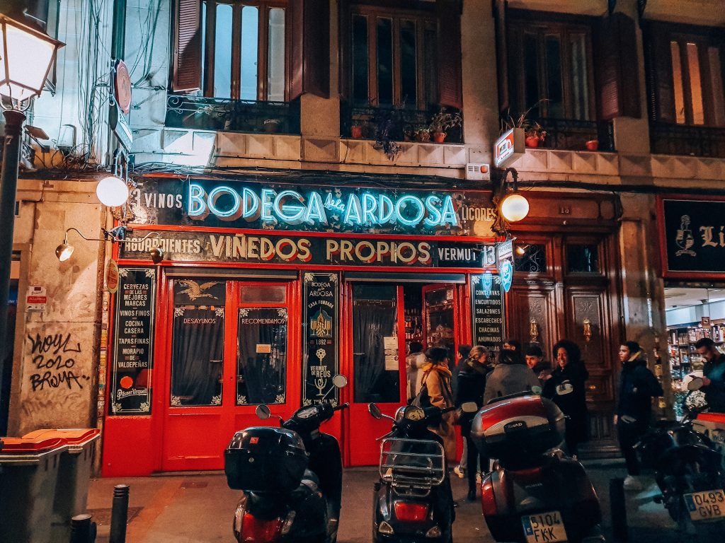 where to eat like a local in madrid