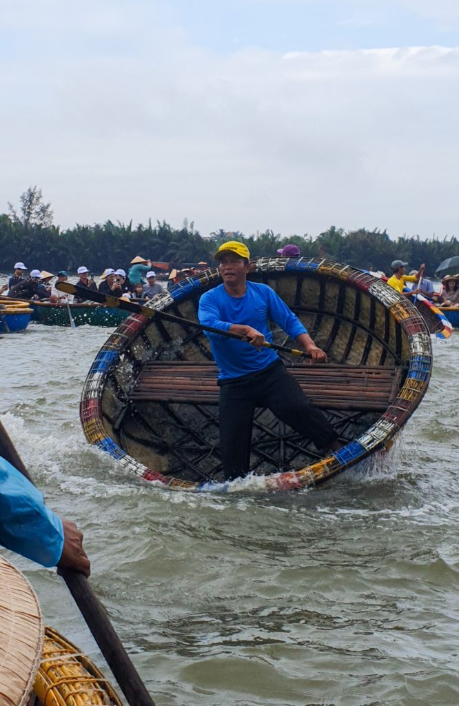 basket boat tour in hoi an