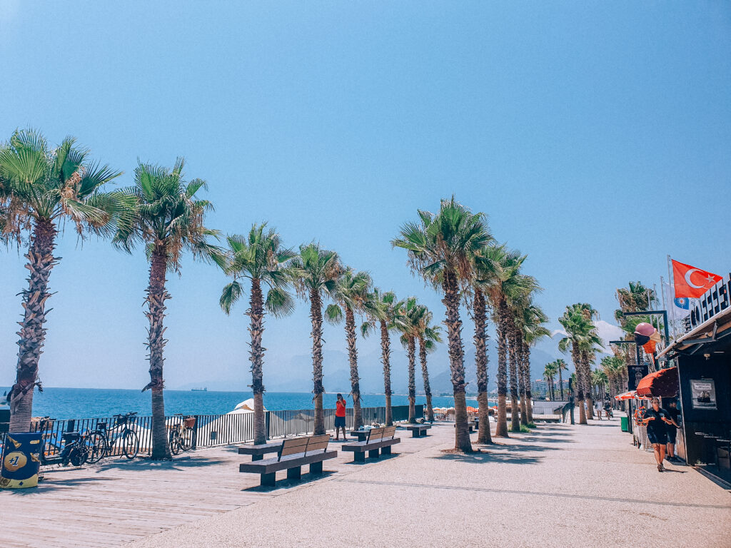 promenade at konyalti beach