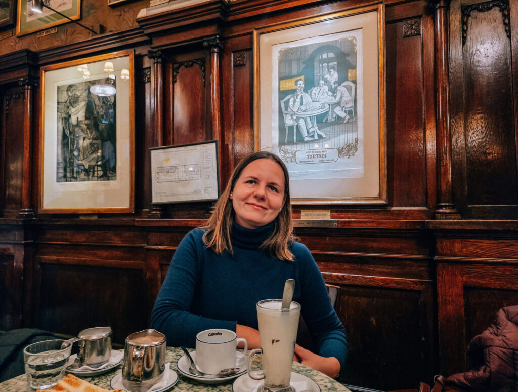 Best traditional coffee places in Buenos Aires