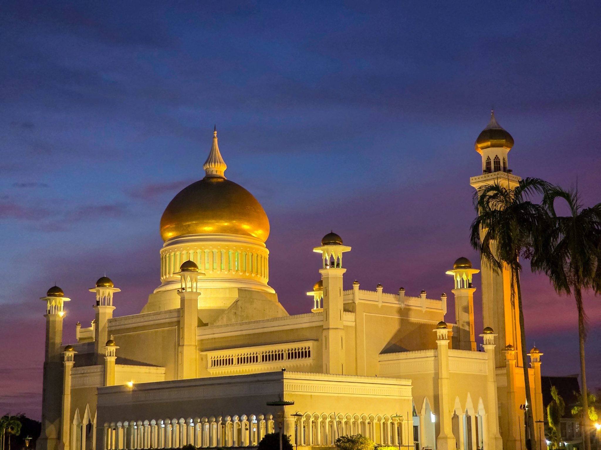 where to stay in brunei