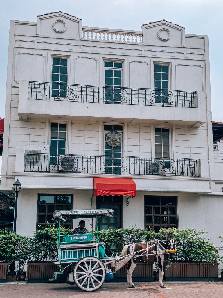 what to do intramuros
