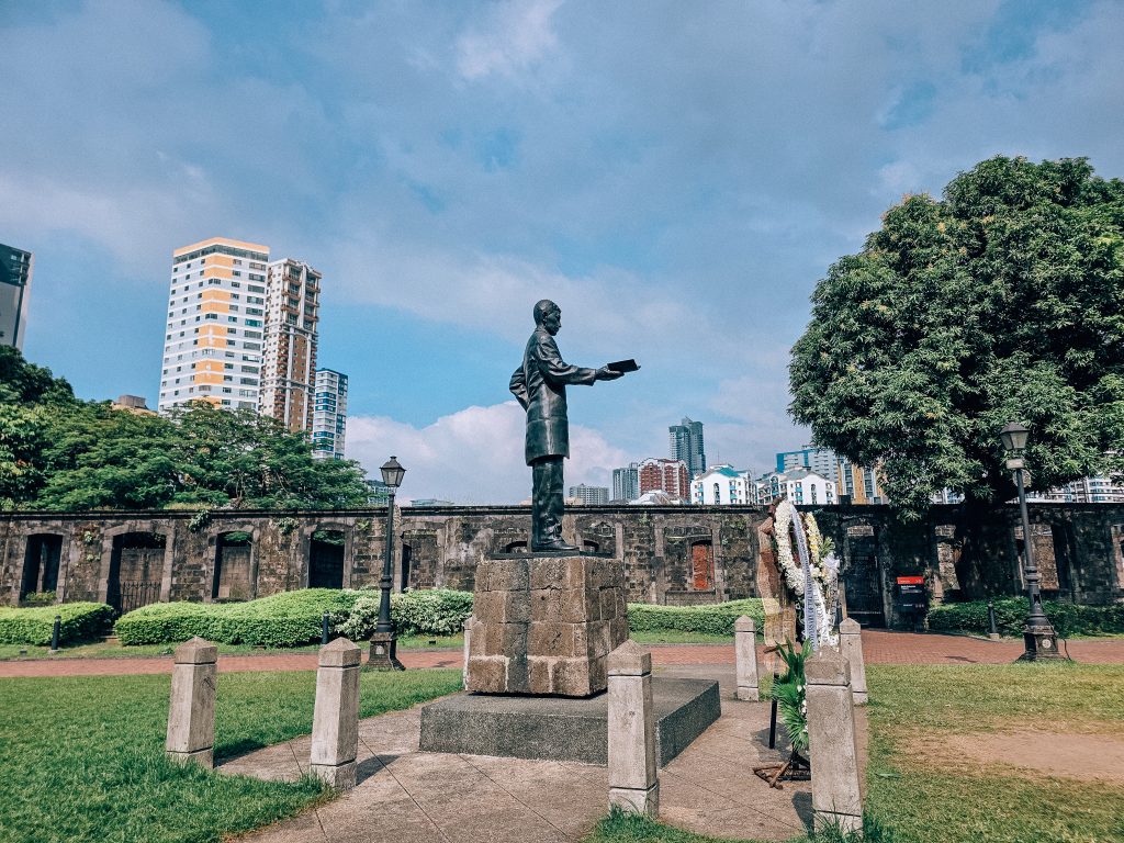 2 days in manila