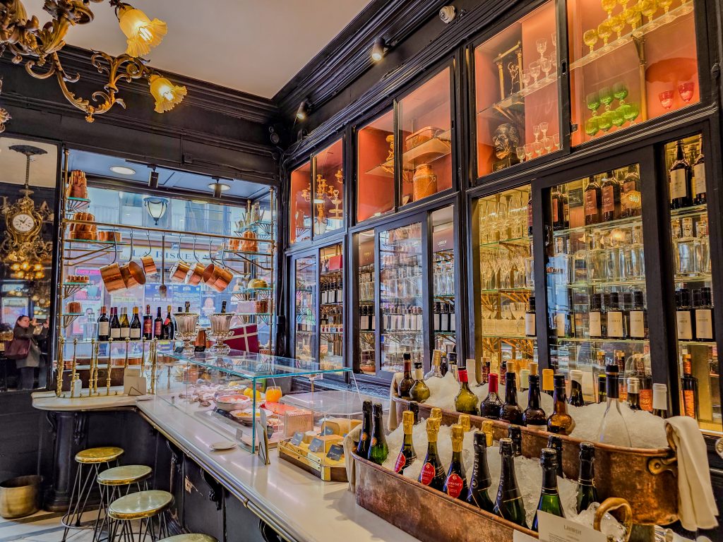 where to eat like a local in madrid