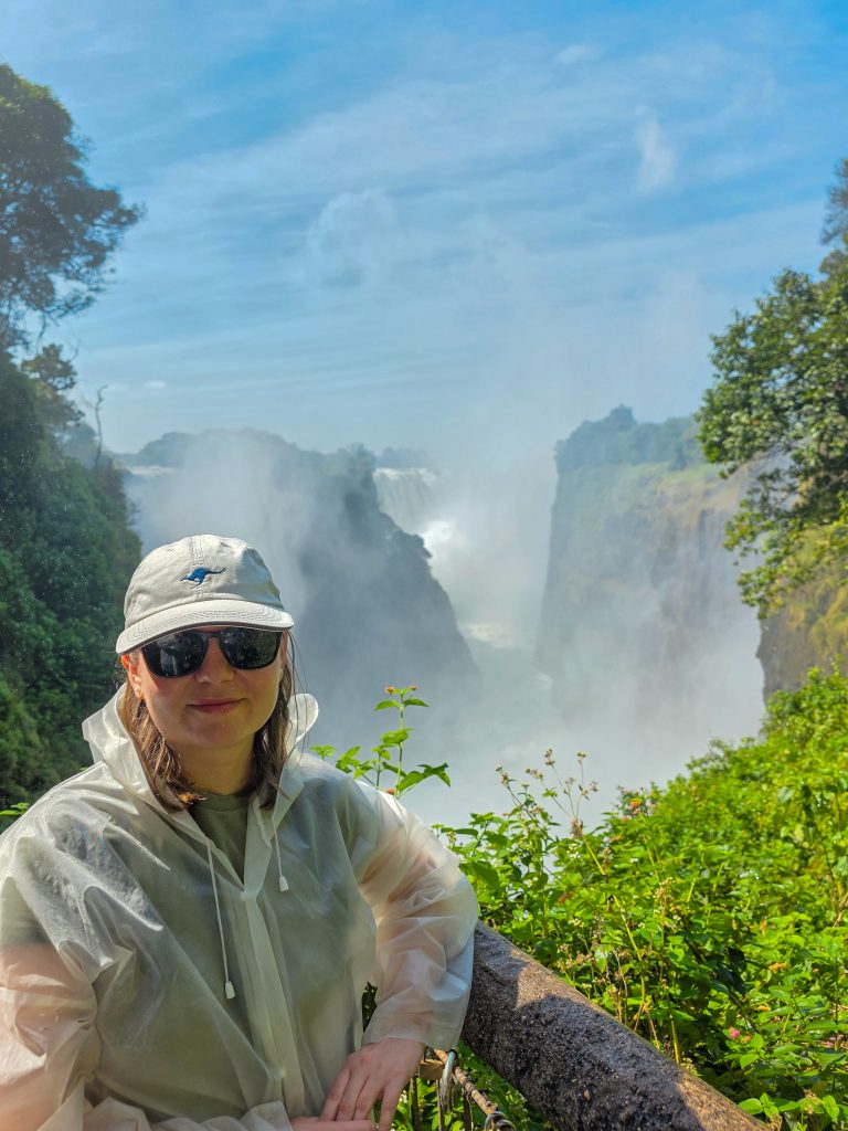 which side of victoria falls is better