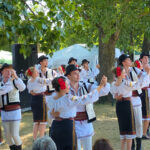 folkrore dance in moldova