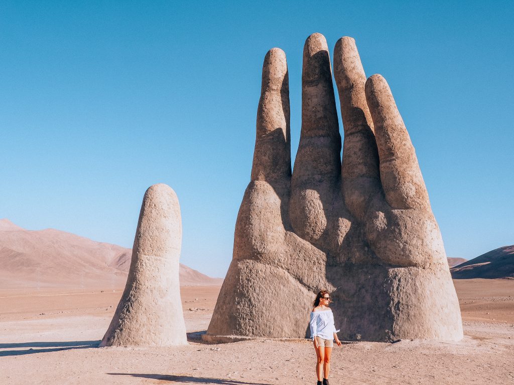 la mano del desierto