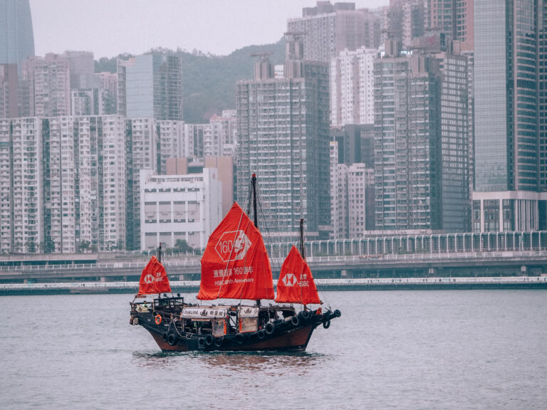 First time in Hong Kong: all you need to know to plan a stress-free trip.