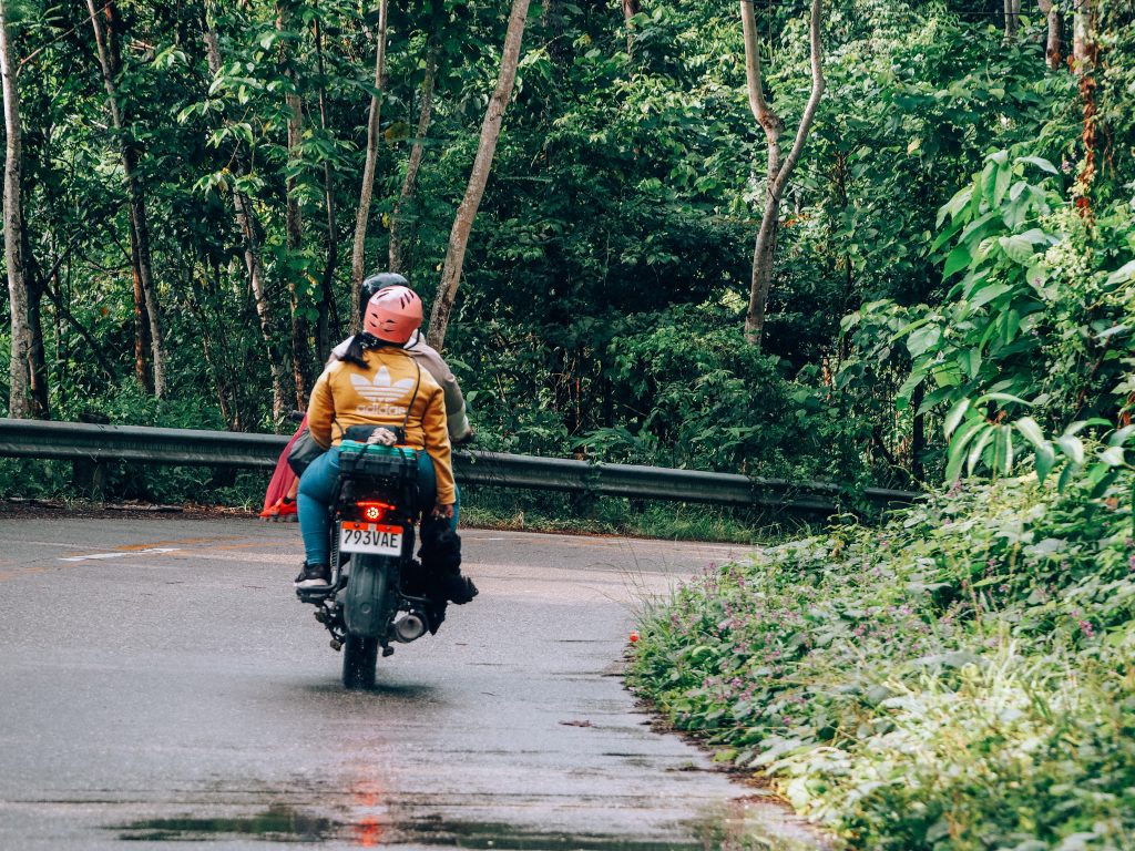 guide to driving in palawan