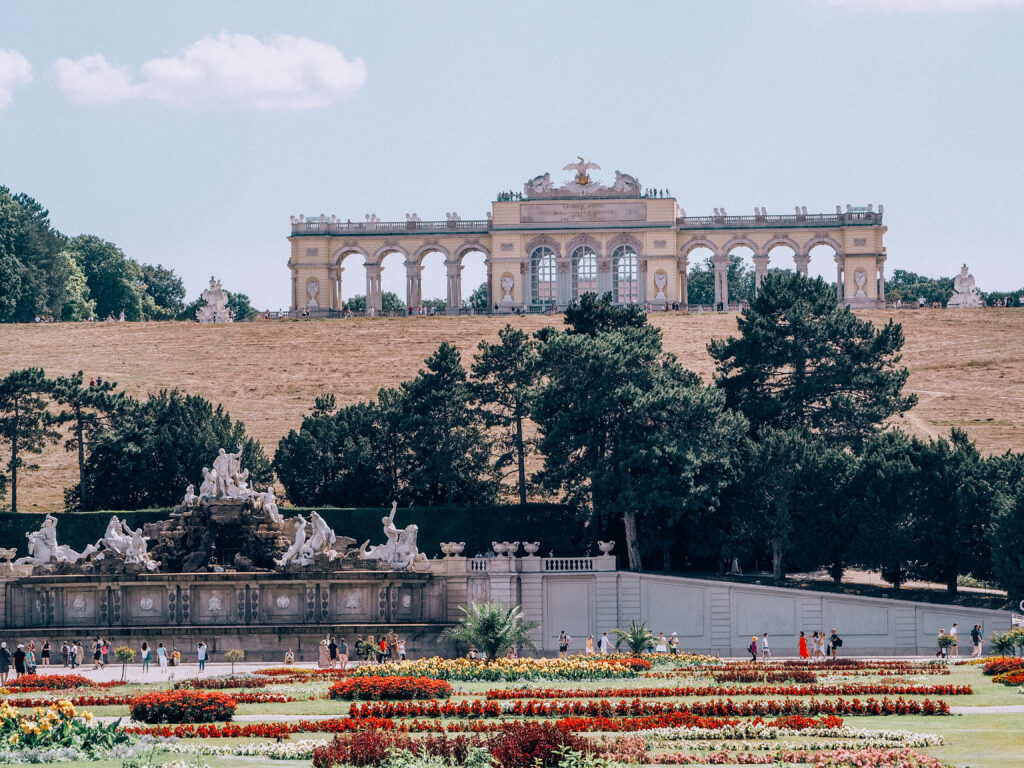 things to do in Vienna alone