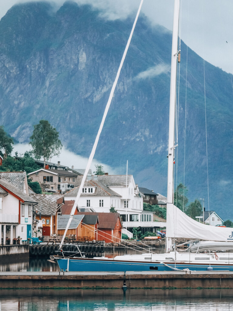 Hidden gems among Norwegian fjords 