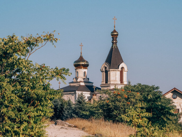 5 days in moldova