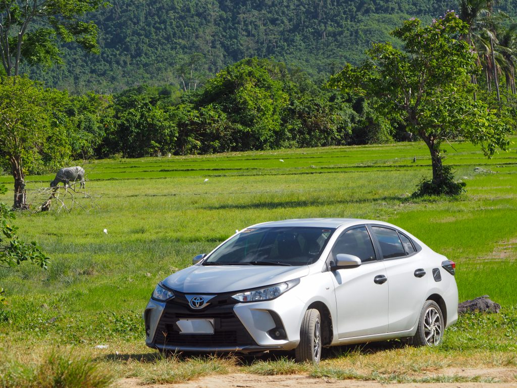 renting a car in palawan